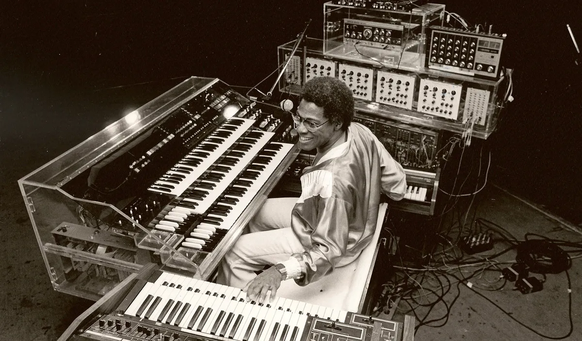 Don Lewis 1941-2022